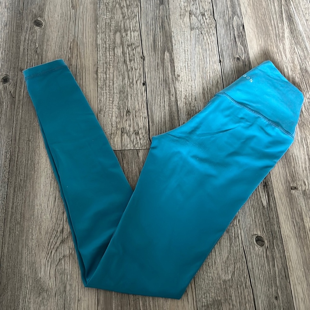 NWOT paragon leggings